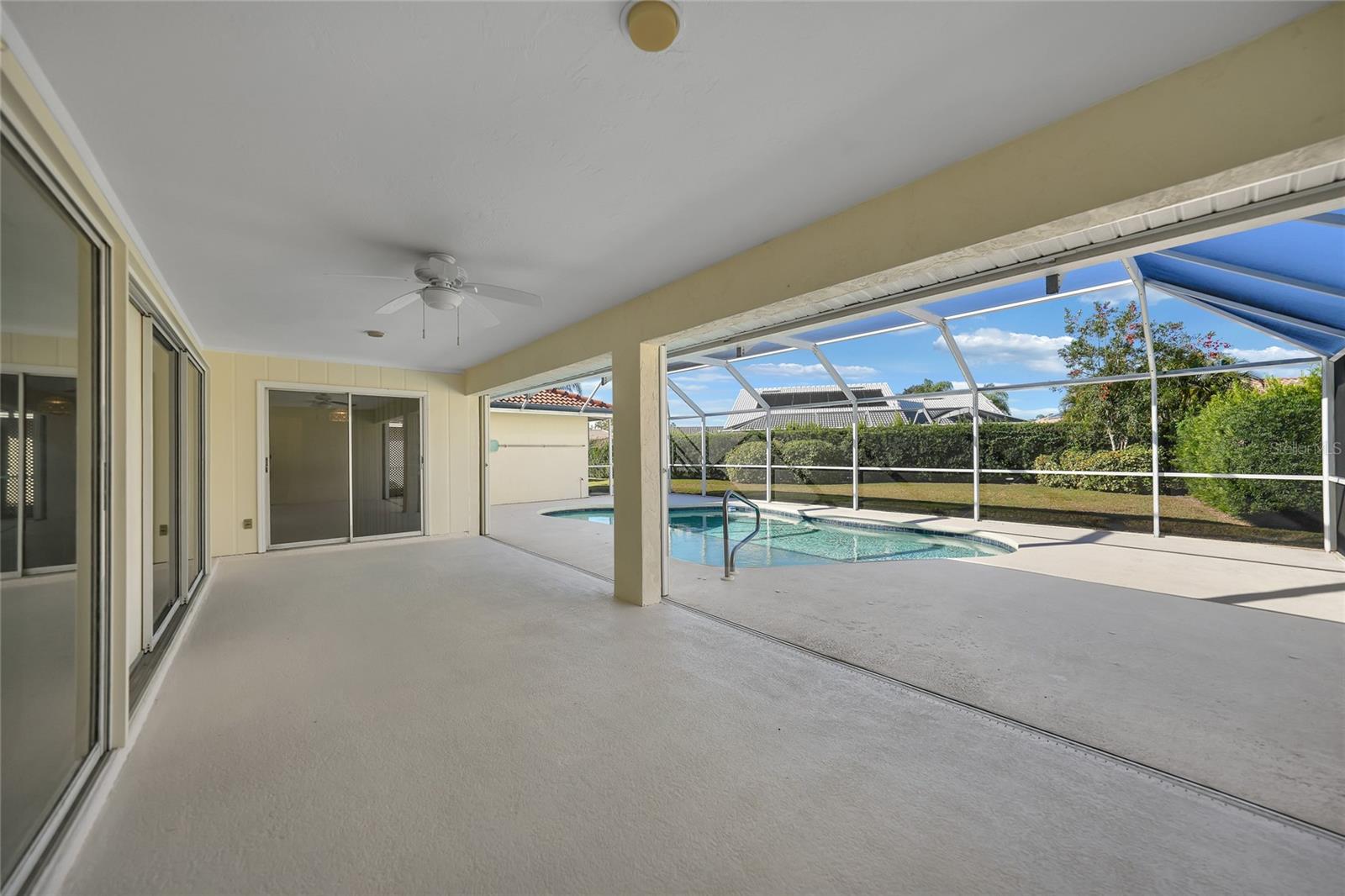 QUAIL LAKE - Residential