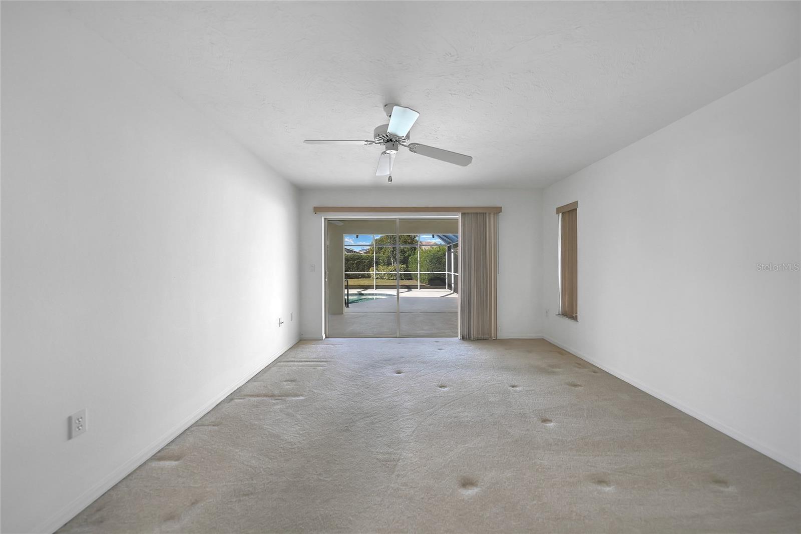 QUAIL LAKE - Residential