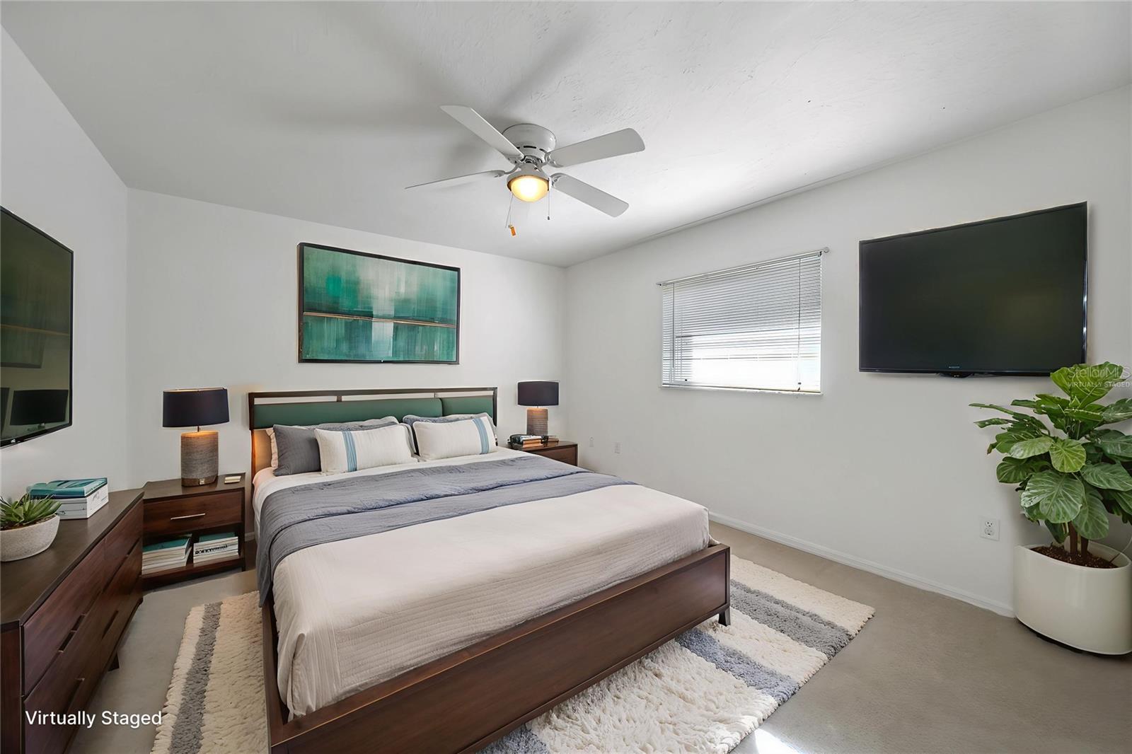 QUAIL LAKE - Residential