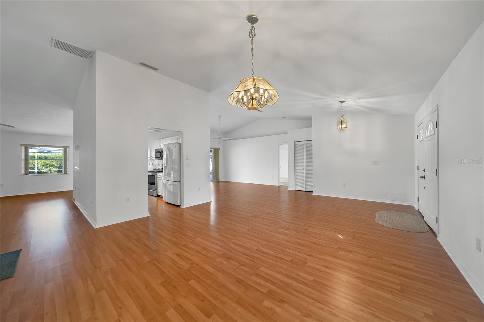 QUAIL LAKE - Residential