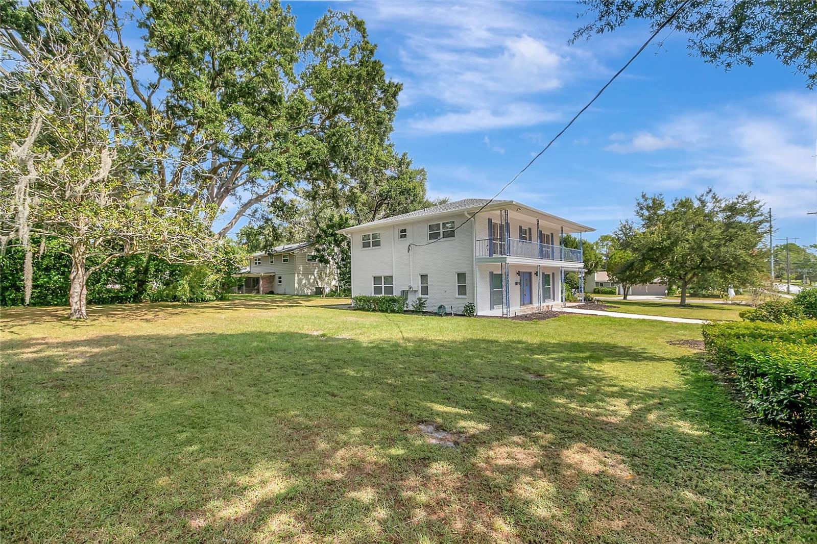 COLONIAL GROVE - Residential