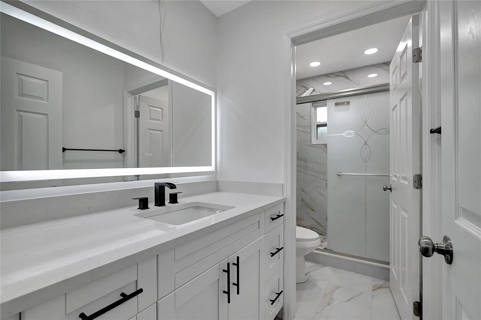 COLONIAL GROVE - Residential