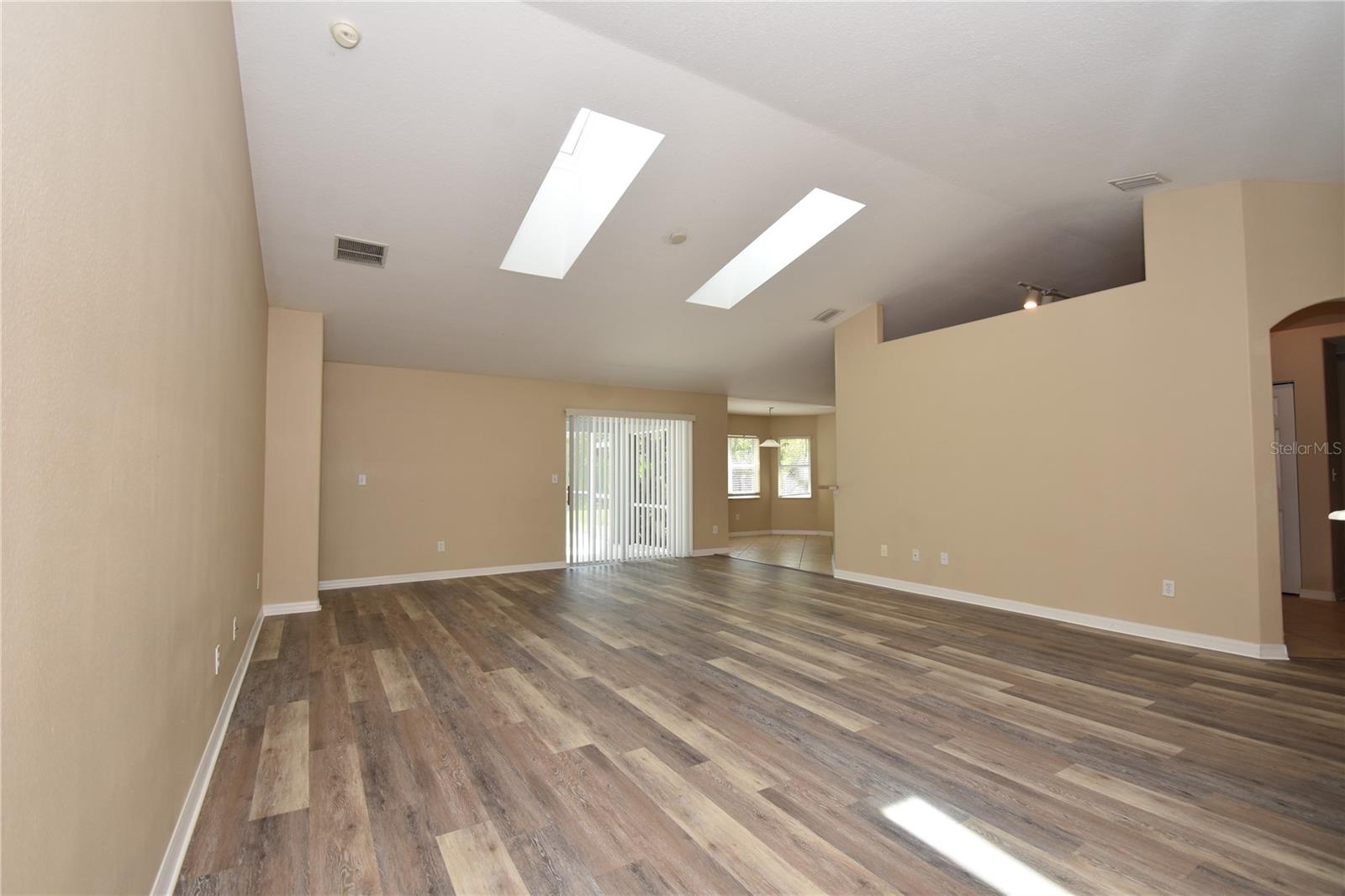 PINE GROVE - Residential