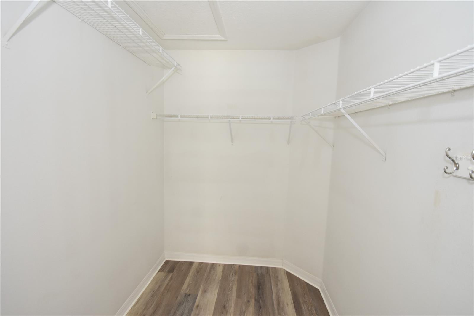 PINE GROVE - Residential