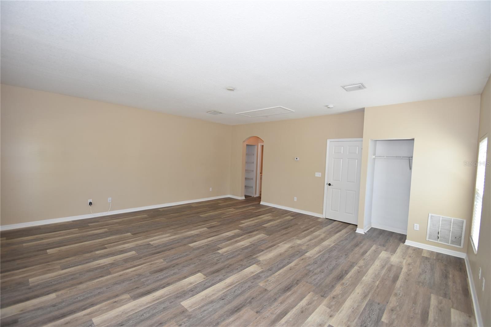 PINE GROVE - Residential