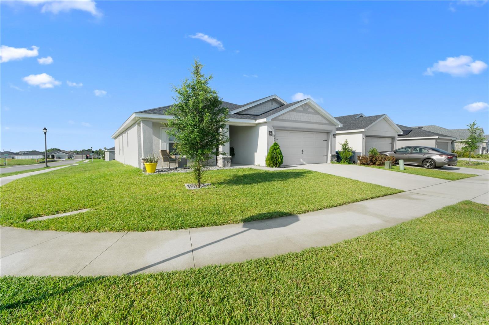 1524 FLEUR DRIVE