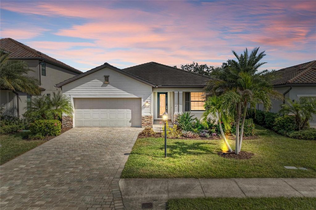 Photo of 17127 Blue Ridge Place, Bradenton, FL 34211 (MLS # A4678260)