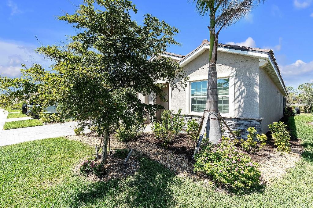 RENAISSANCE AT WEST VILLAGES - Residential