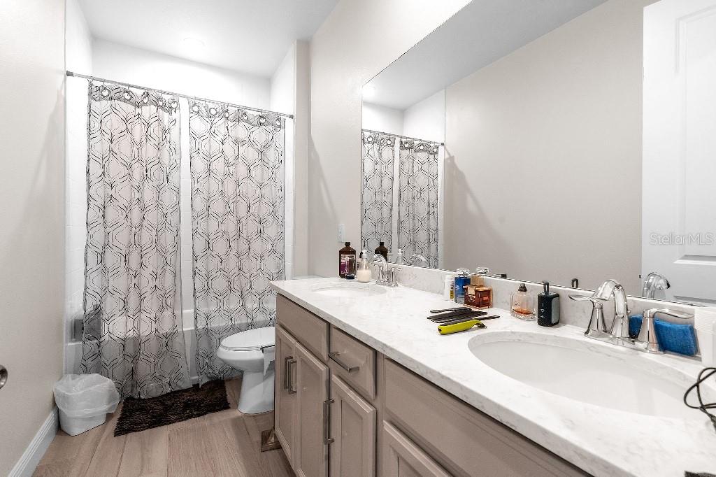 RENAISSANCE AT WEST VILLAGES - Residential