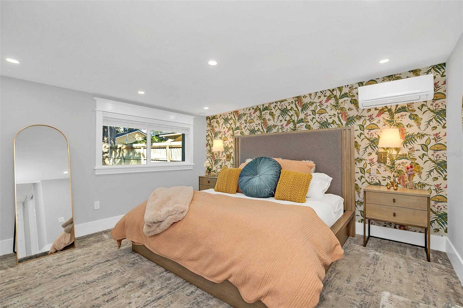 PRINCETON COURT - Residential