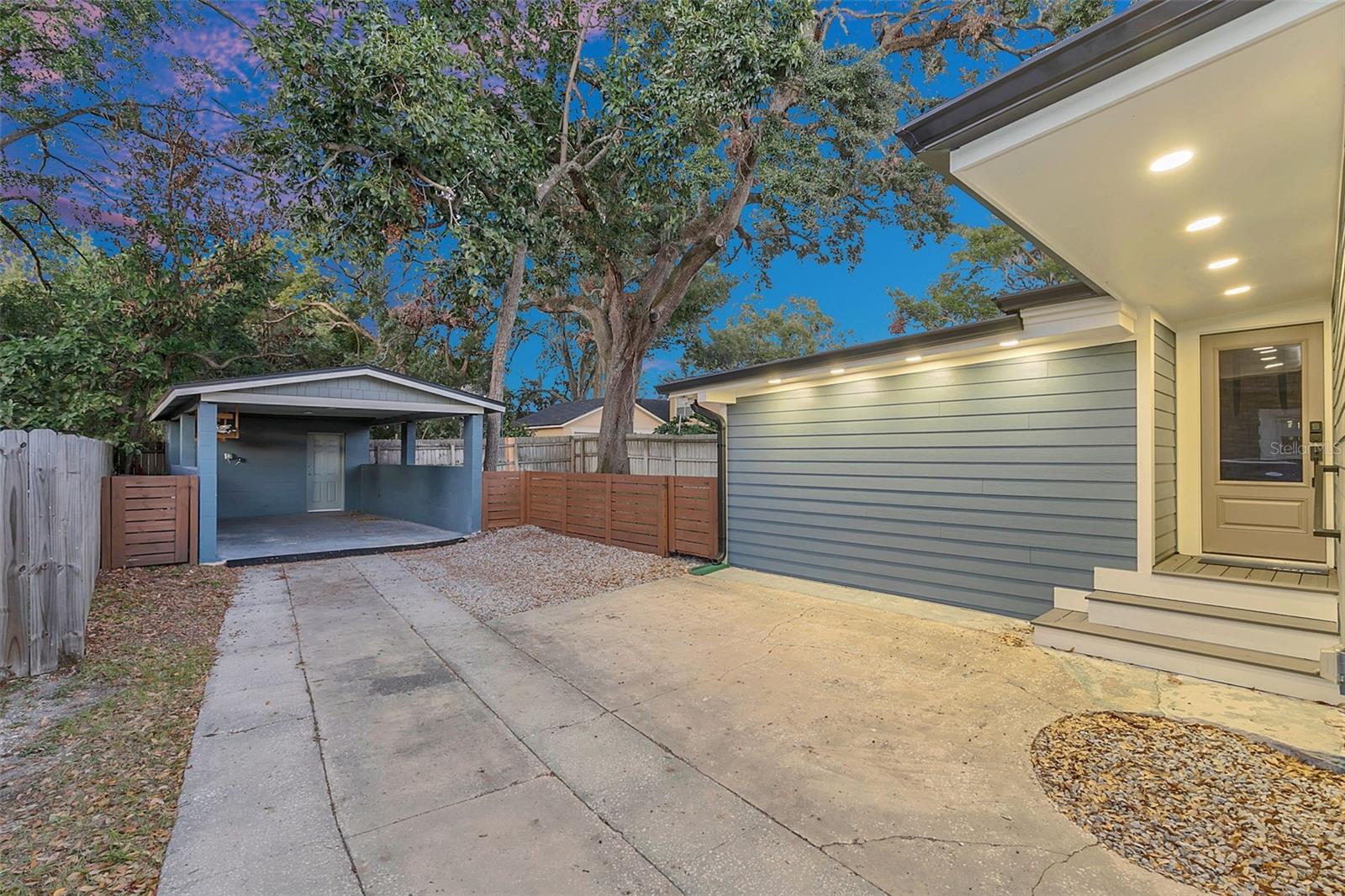 PRINCETON COURT - Residential