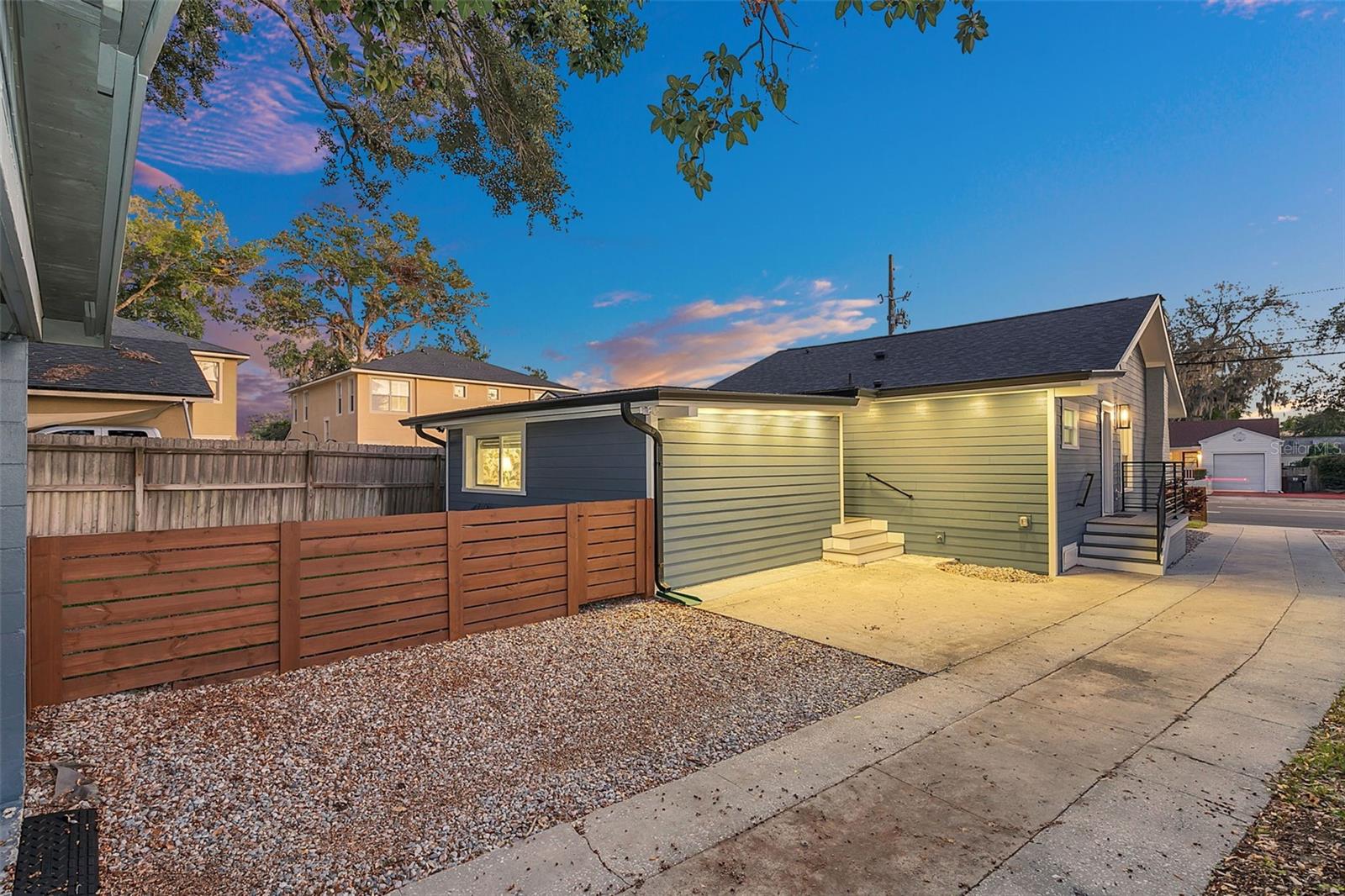 PRINCETON COURT - Residential