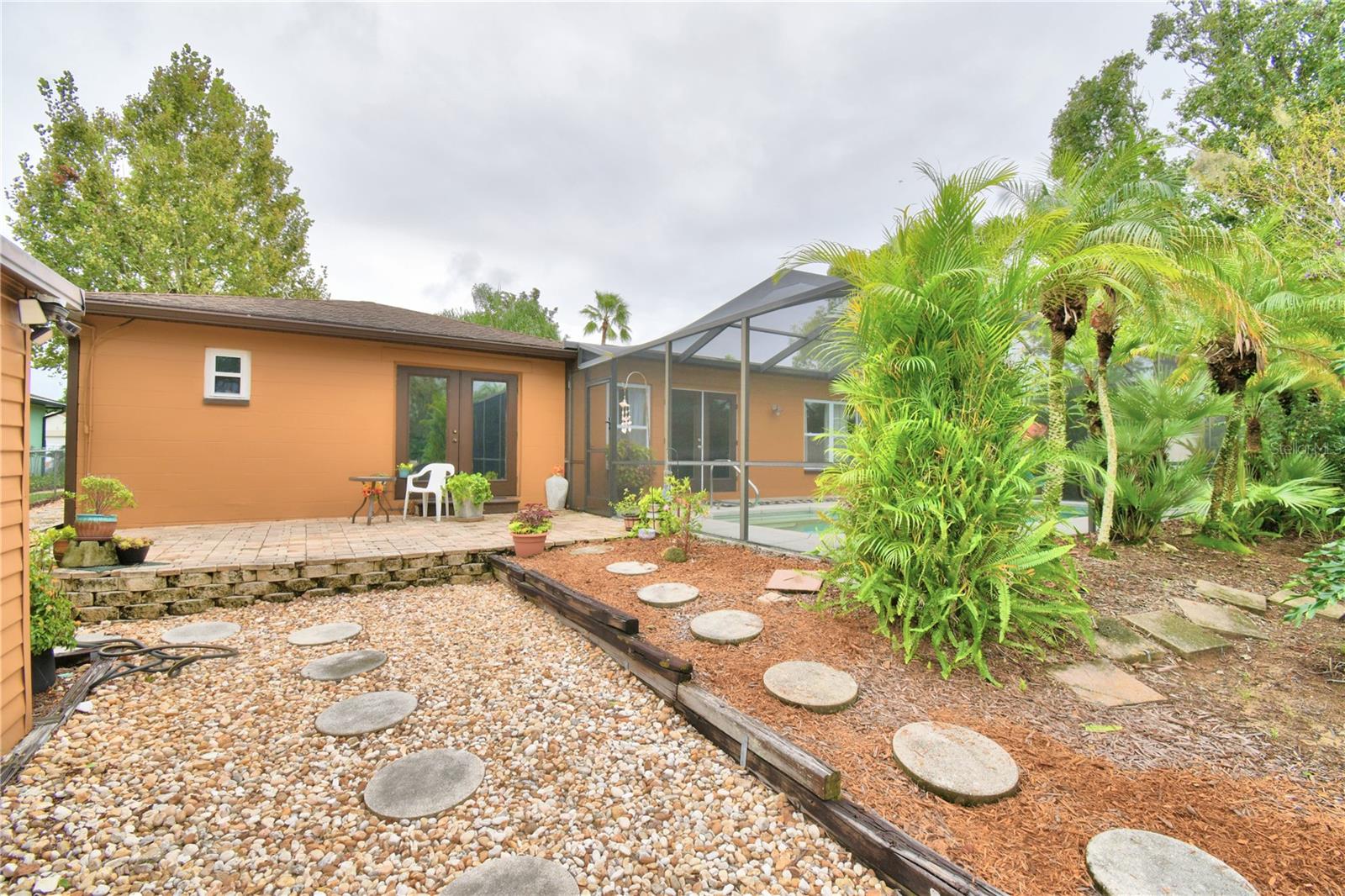 VALLEY HIGH - Residential