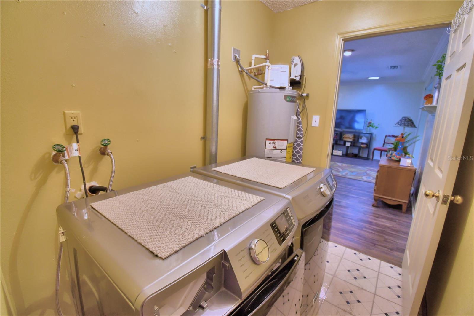 VALLEY HIGH - Residential