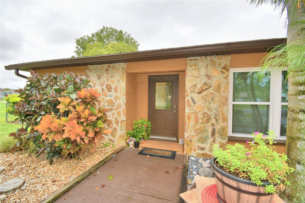 Photo of 3142 Valley High Drive, Lakeland, FL 33812 (MLS # TB8452154)