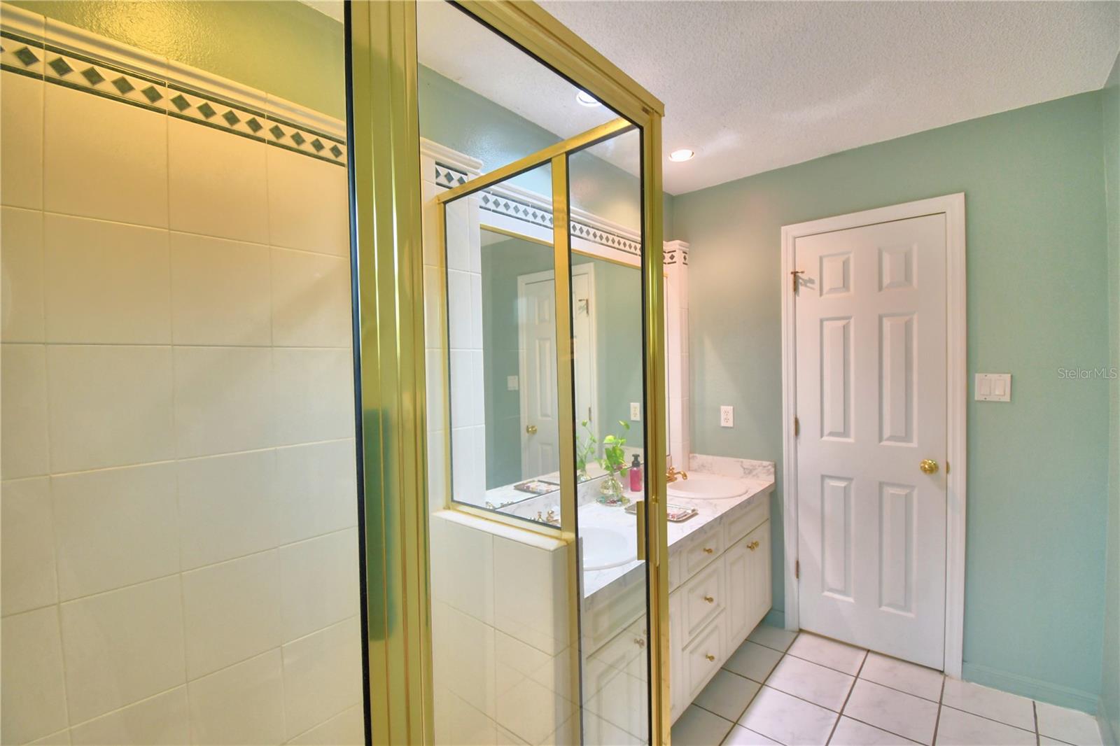 VALLEY HIGH - Residential