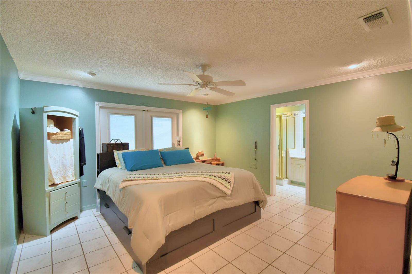 VALLEY HIGH - Residential