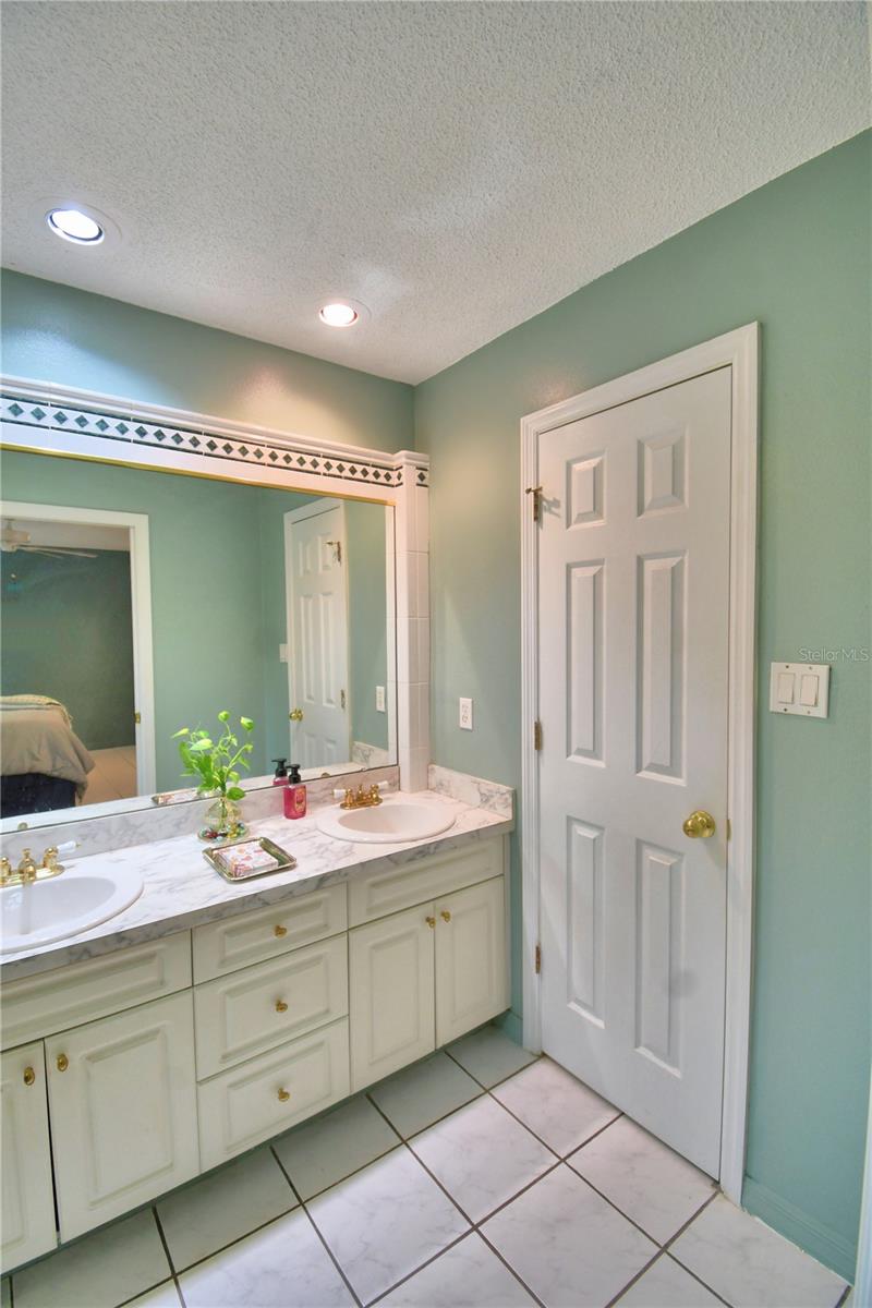 VALLEY HIGH - Residential