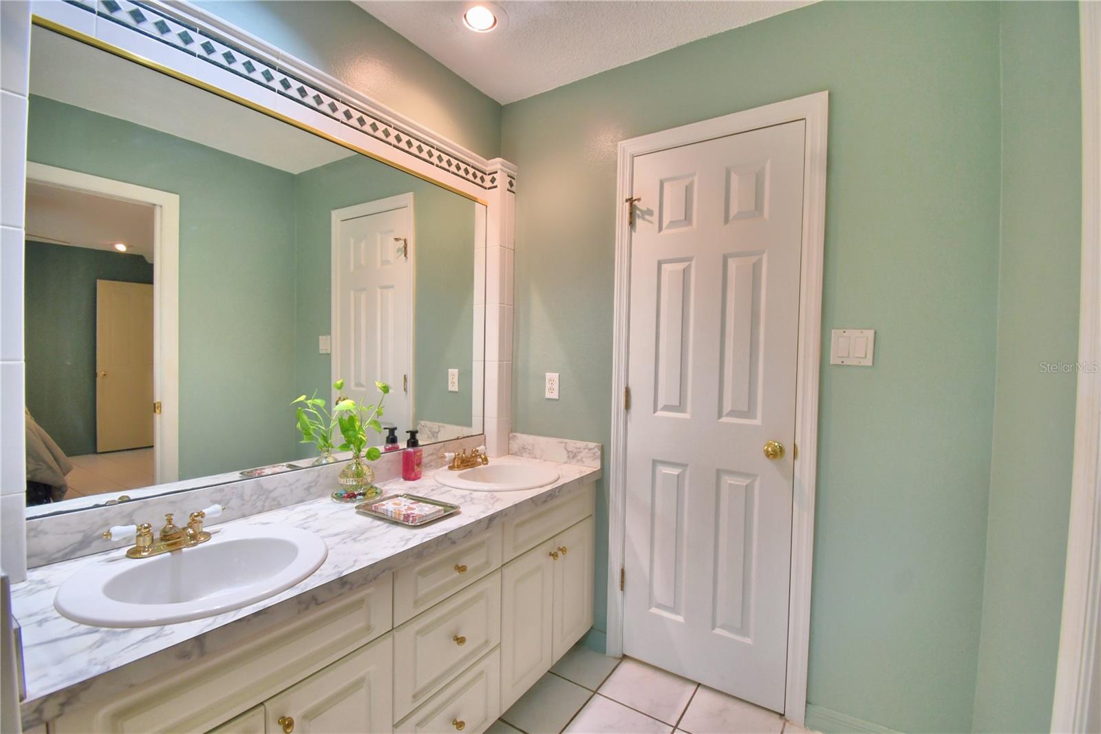 VALLEY HIGH - Residential