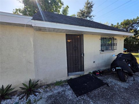 Photo of 1418 14th Street E, Bradenton, FL 34208 (MLS # O6371150)