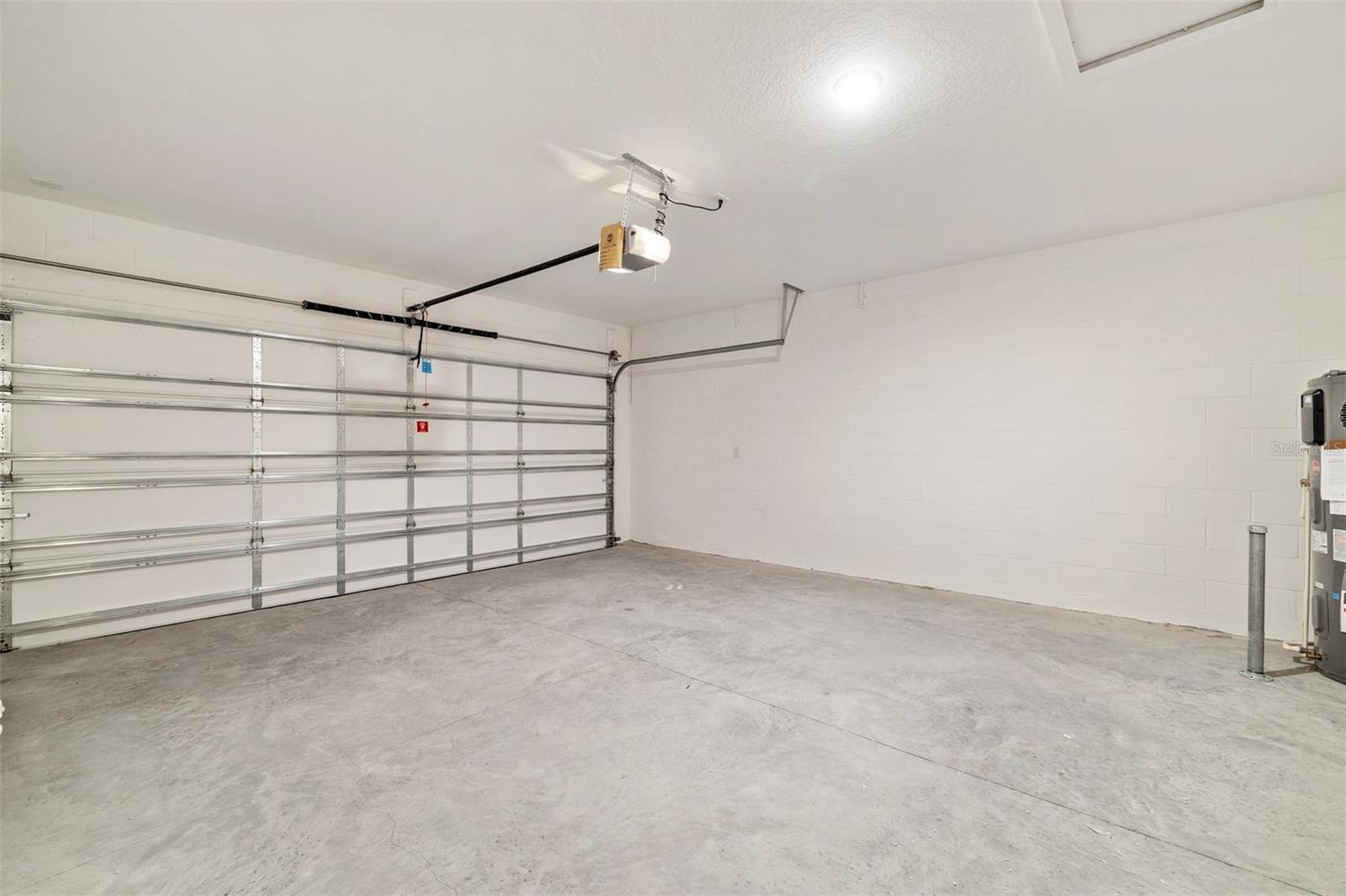 LAKE LINCOLN - Residential