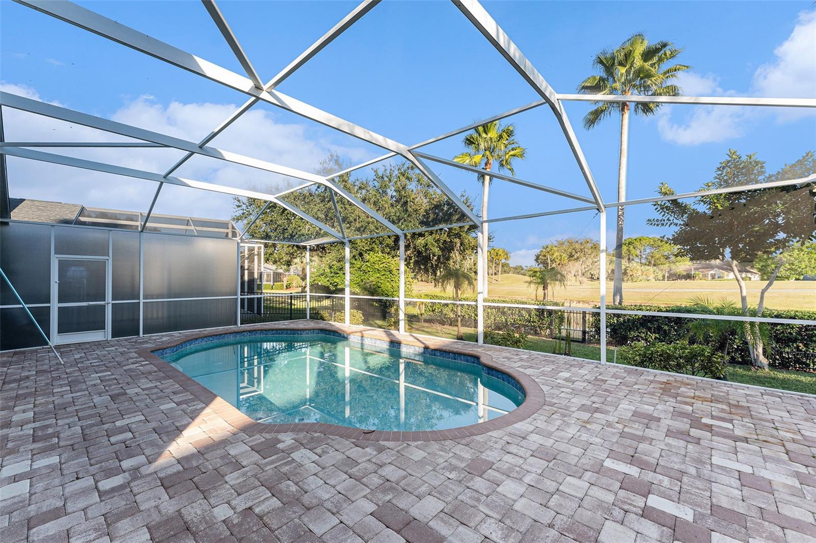 RIVER HILLS COUNTRY CLUB PARCE - Residential