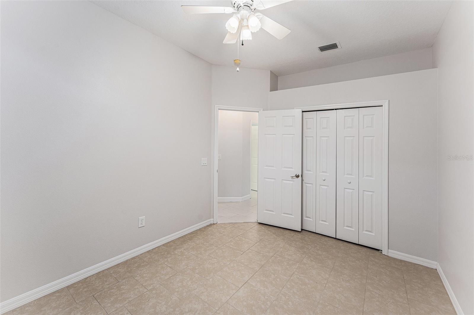 RIVER HILLS COUNTRY CLUB PARCE - Residential