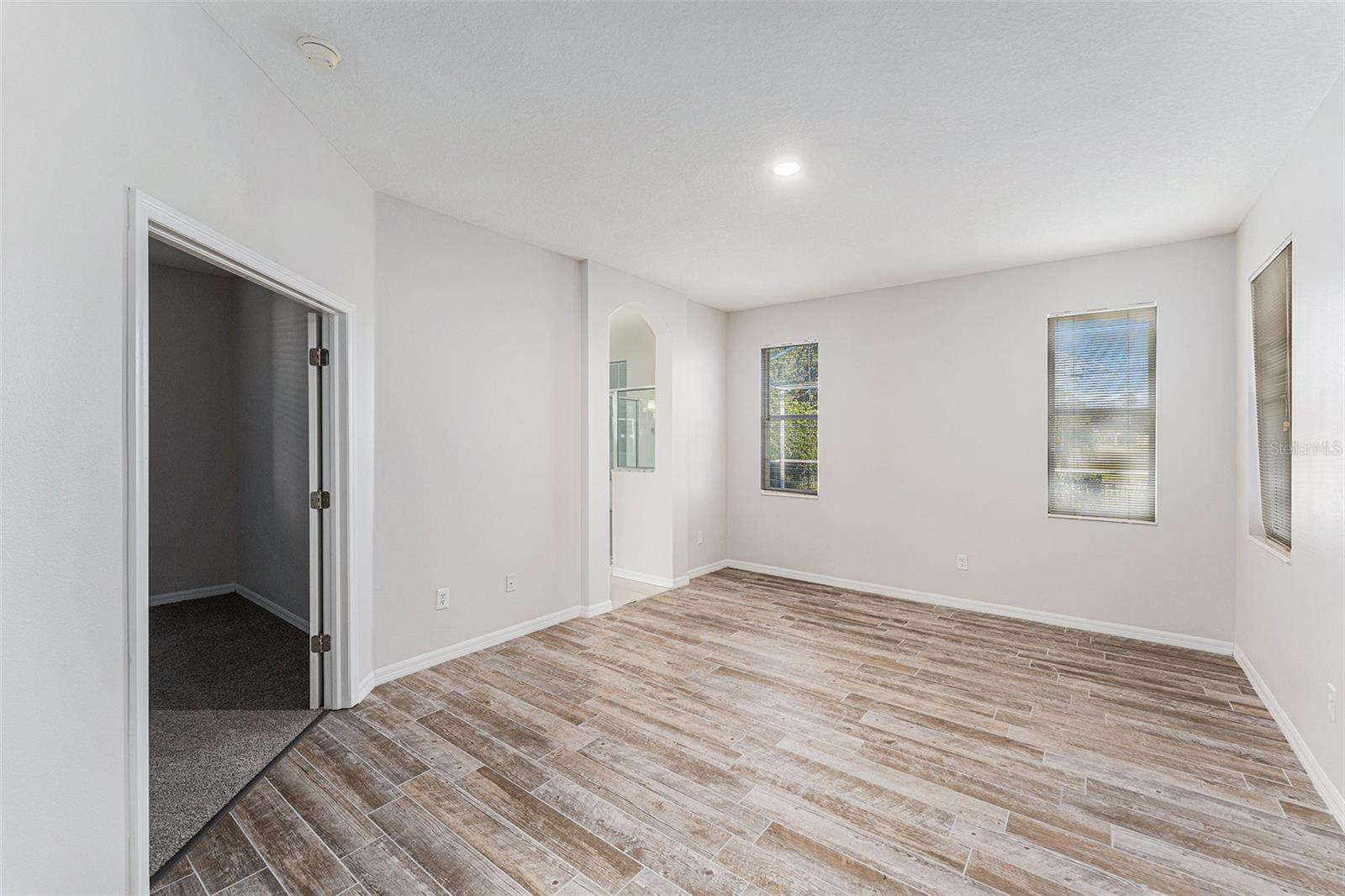 RIVER HILLS COUNTRY CLUB PARCE - Residential