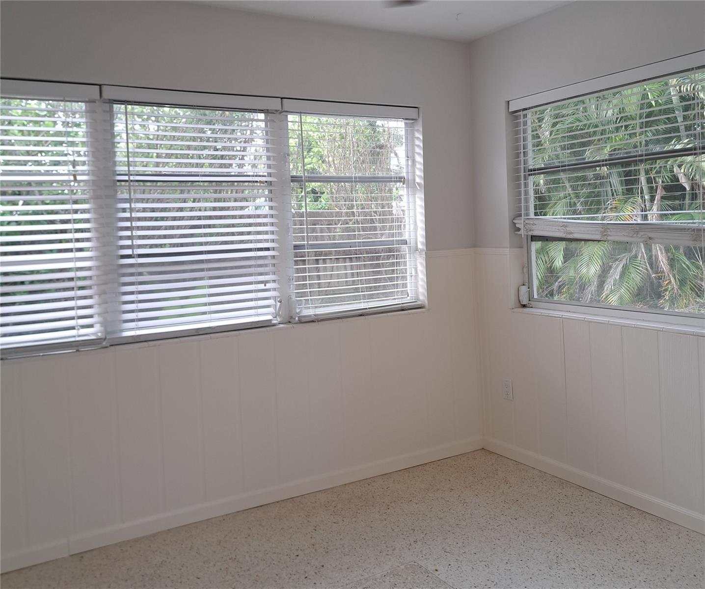 GULFPORT HARBOR 1ST ADD - Residential Lease