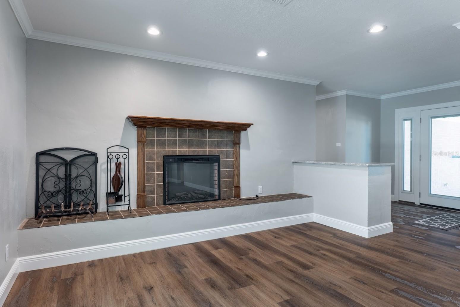 CAMELLIA COURT SUB - Residential