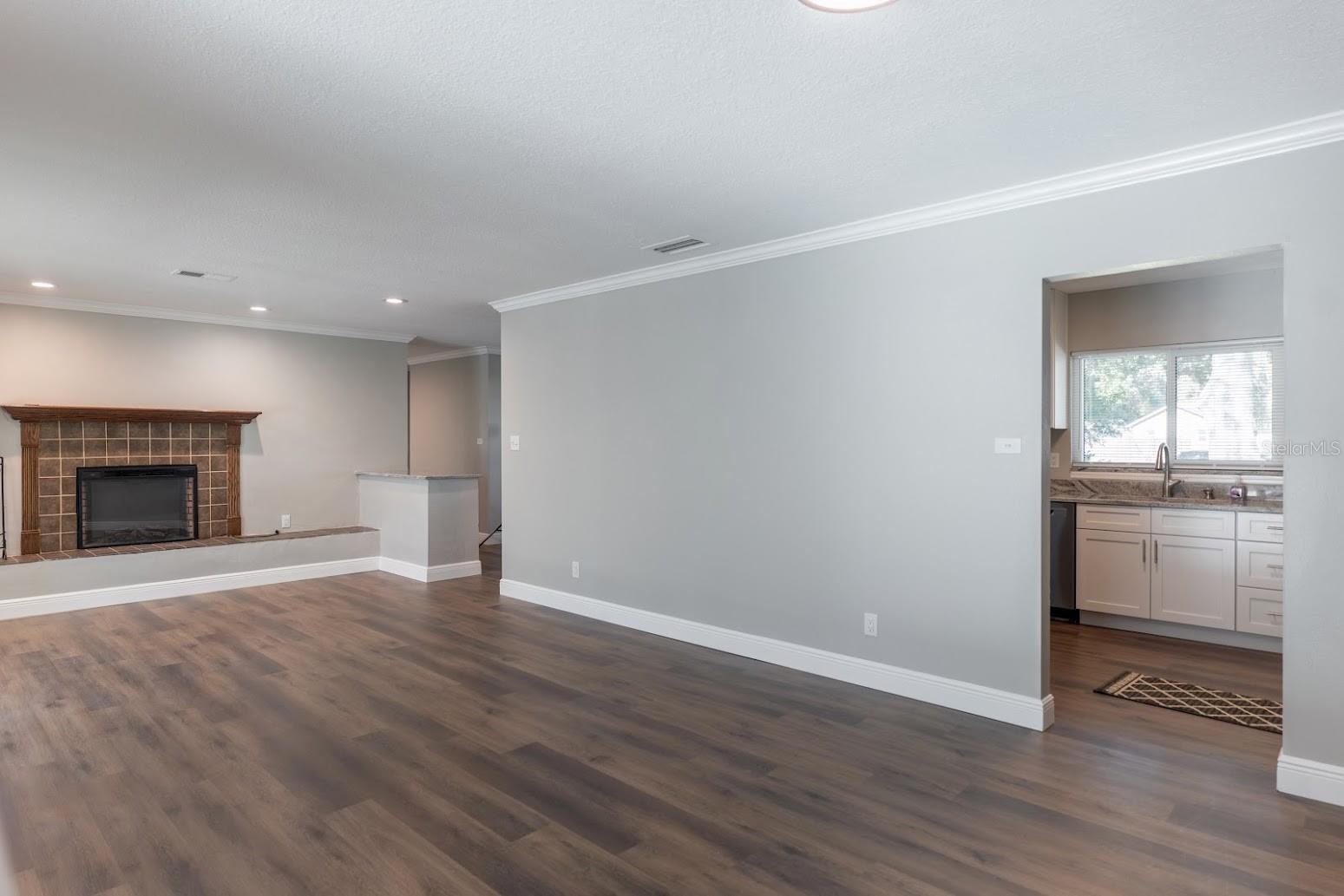 CAMELLIA COURT SUB - Residential