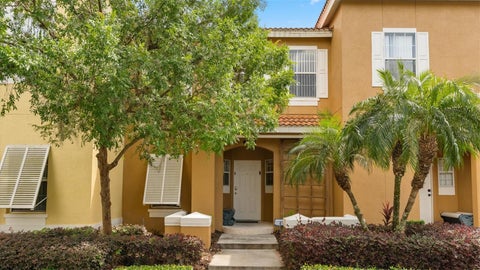 Photo of 4754 Vero Beach Place, Kissimmee, FL 34746 (MLS # O6414453)