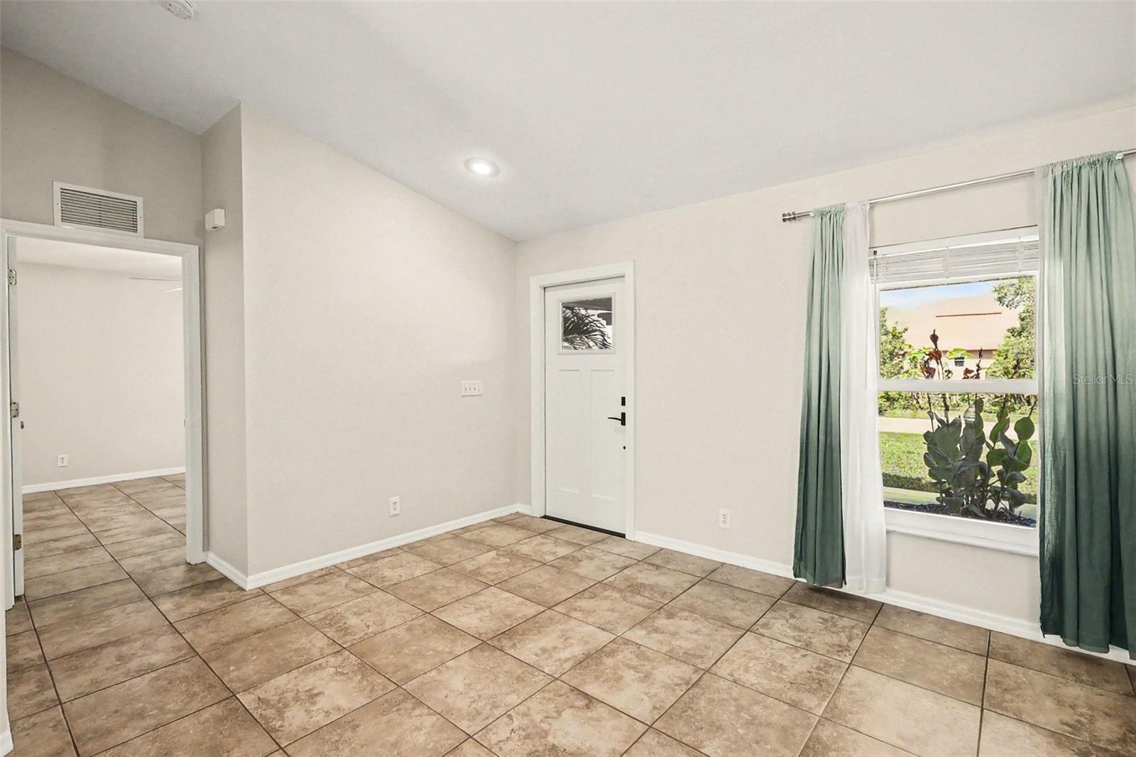 203 NW 6TH PLACE