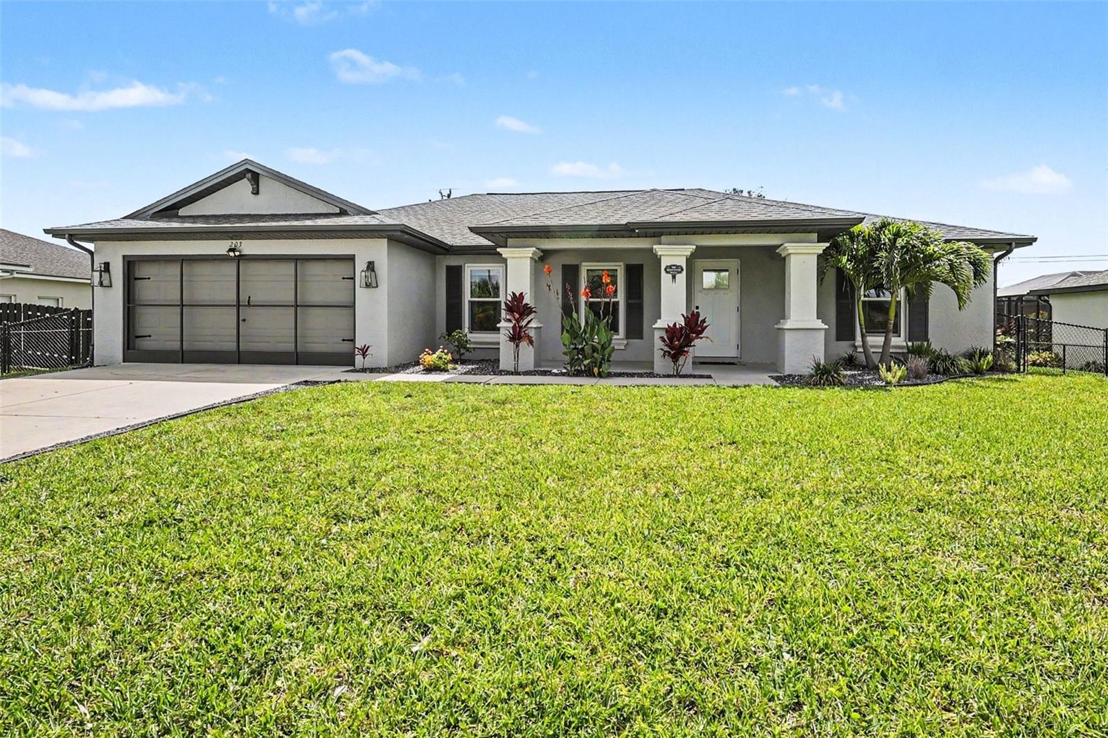 CAPE CORAL - Residential