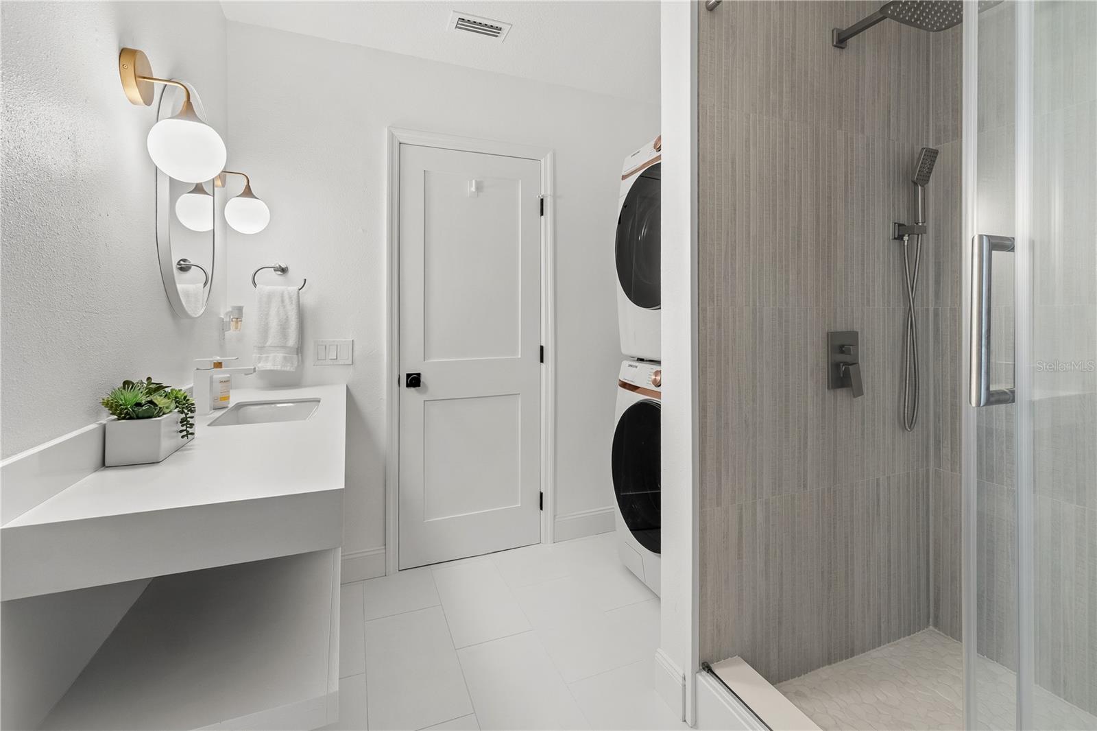 VENETIAN ISLES - Residential