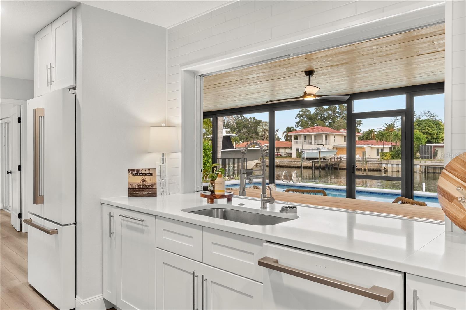 VENETIAN ISLES - Residential