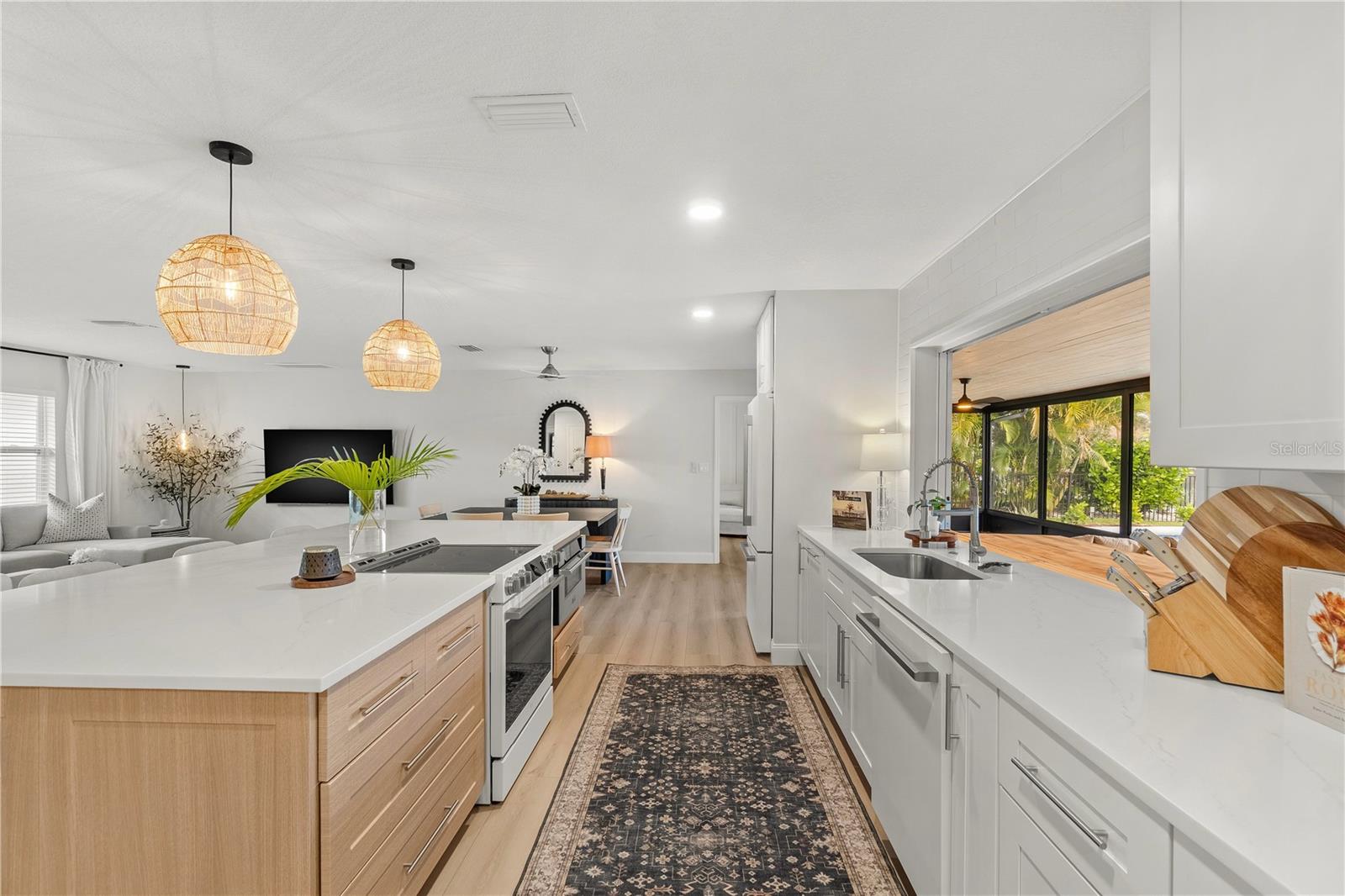 VENETIAN ISLES - Residential