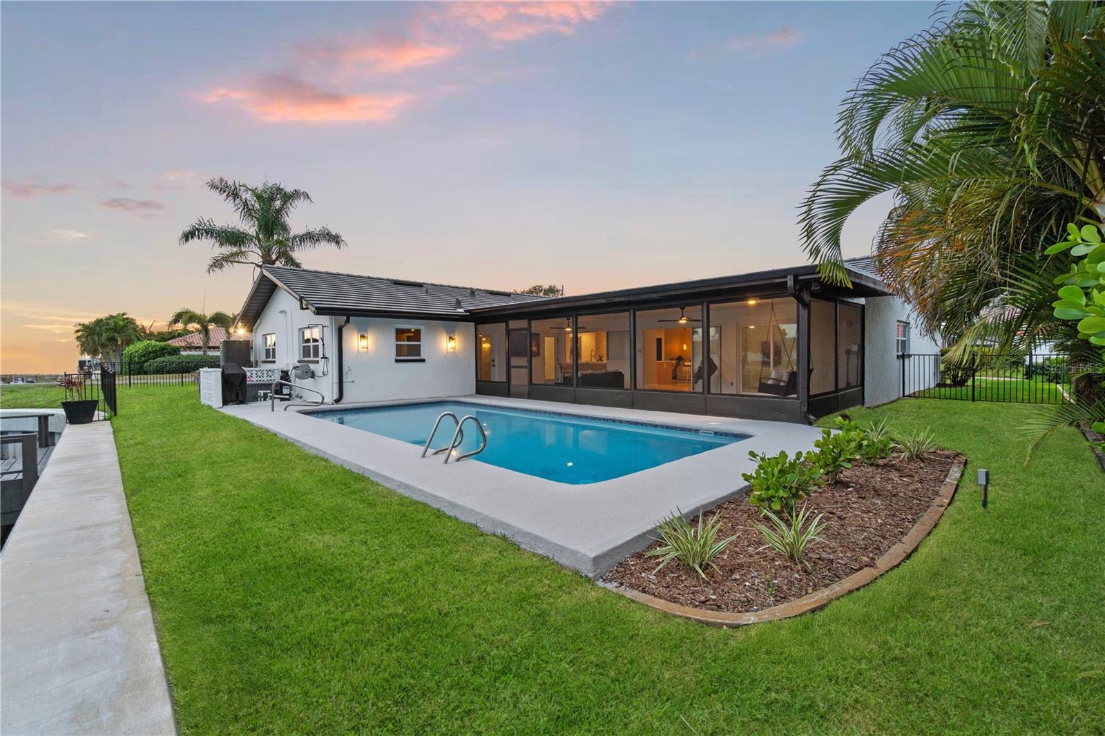 VENETIAN ISLES - Residential