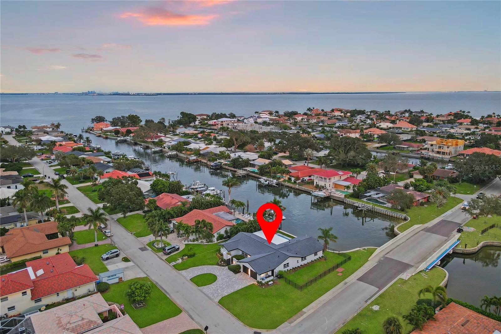 VENETIAN ISLES - Residential