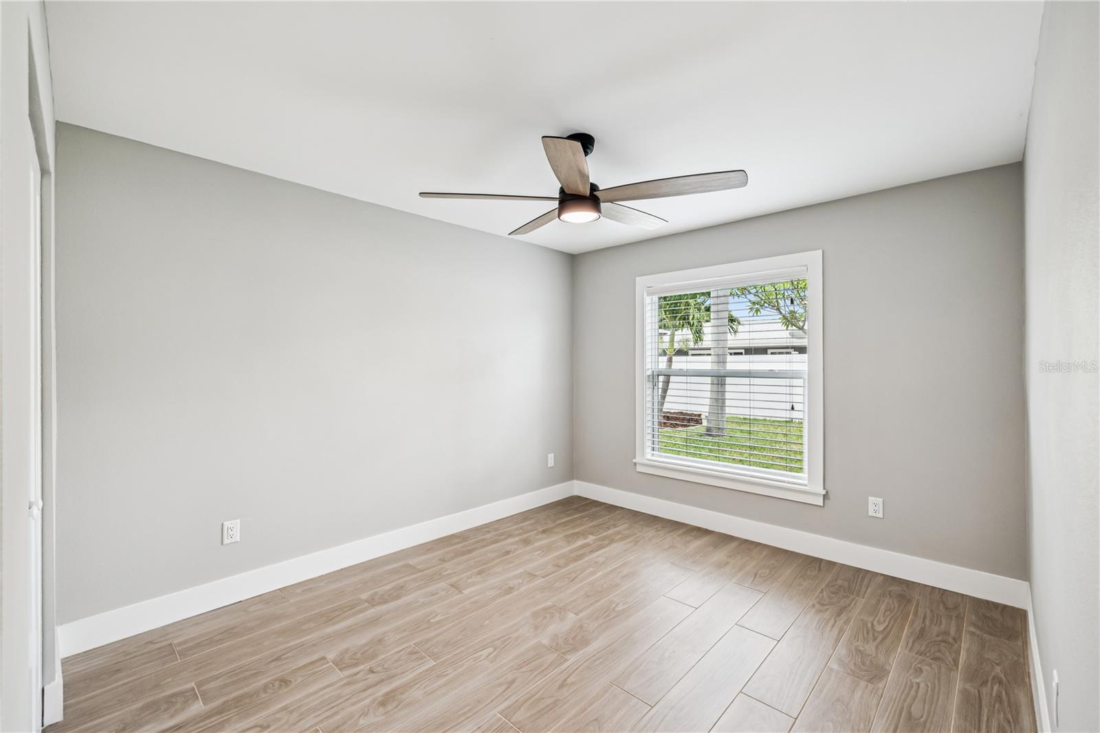 SHORE ACRES OVERLOOK SEC - Residential Lease