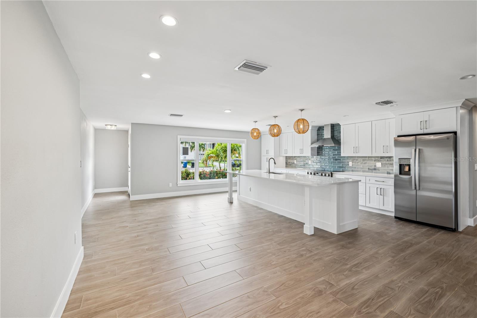 SHORE ACRES OVERLOOK SEC - Residential Lease