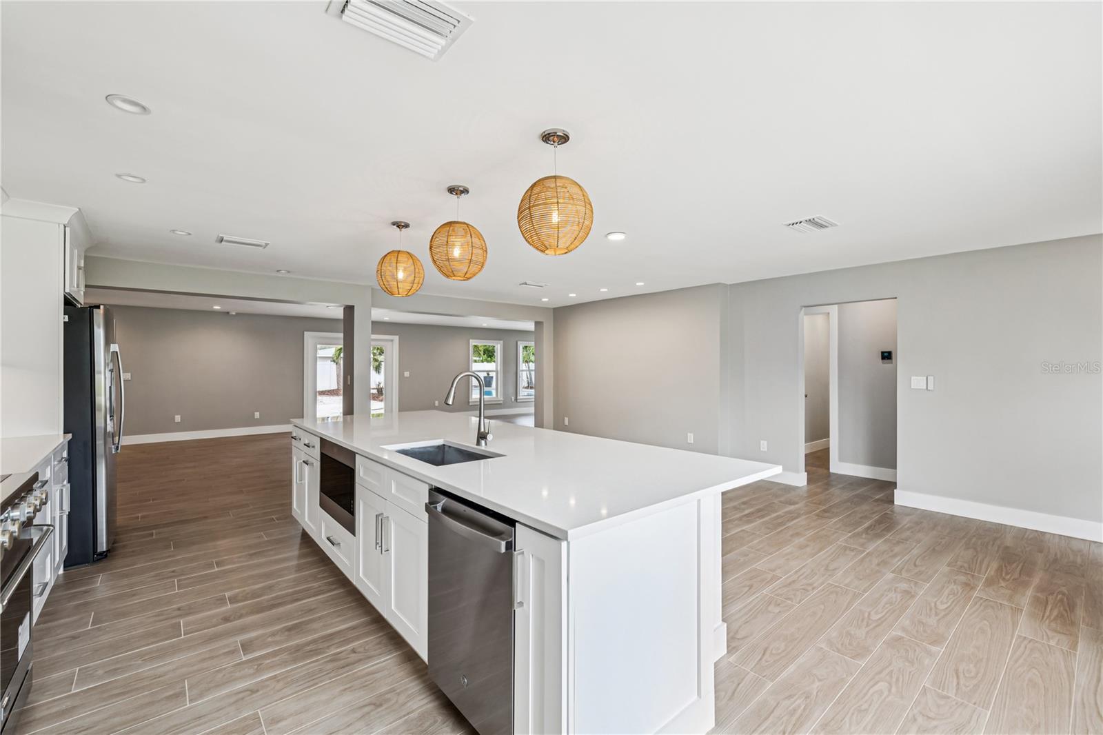 SHORE ACRES OVERLOOK SEC - Residential Lease