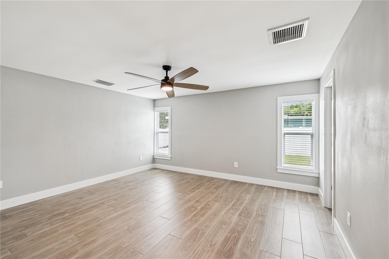 SHORE ACRES OVERLOOK SEC - Residential Lease