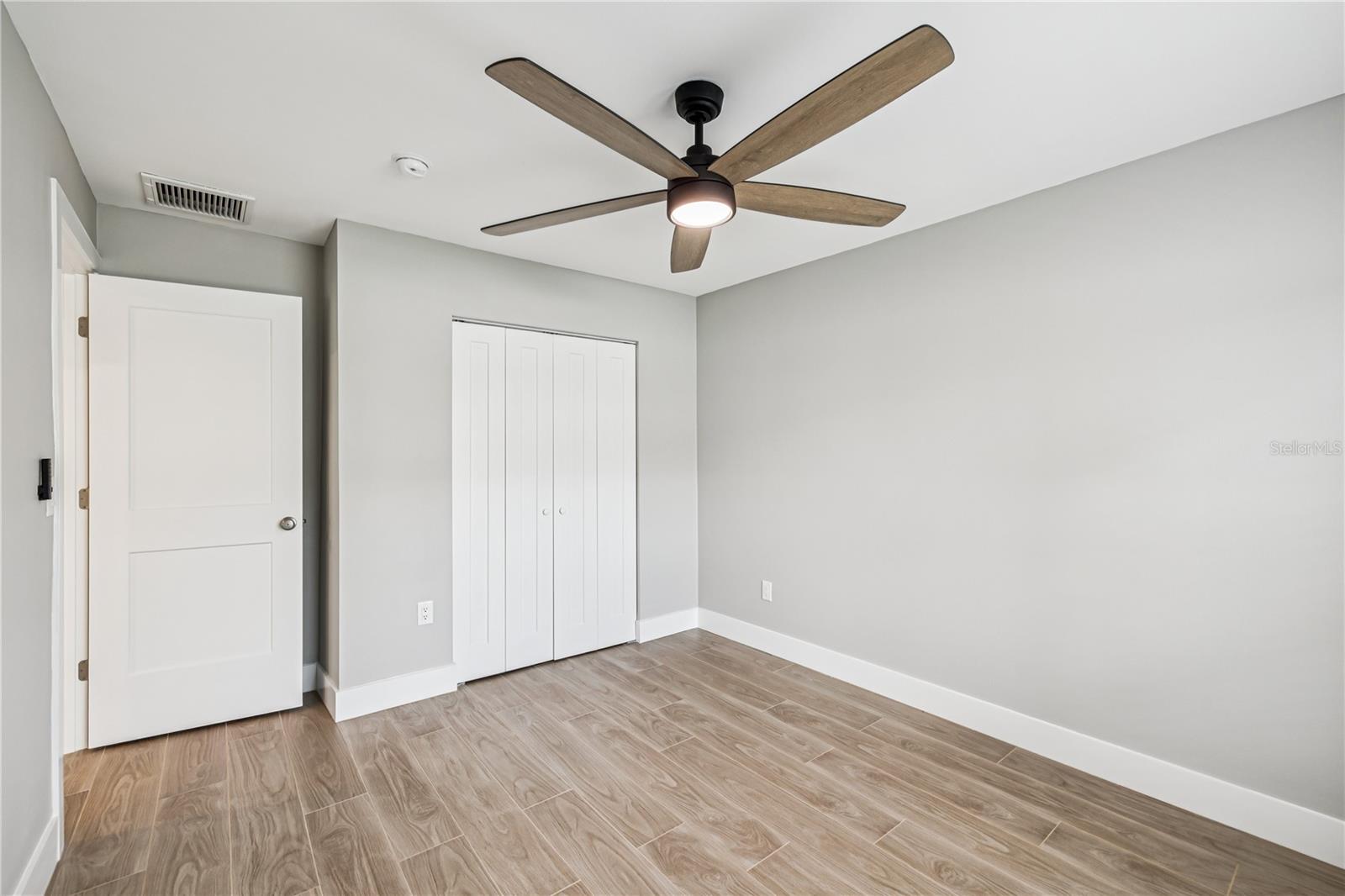 SHORE ACRES OVERLOOK SEC - Residential Lease