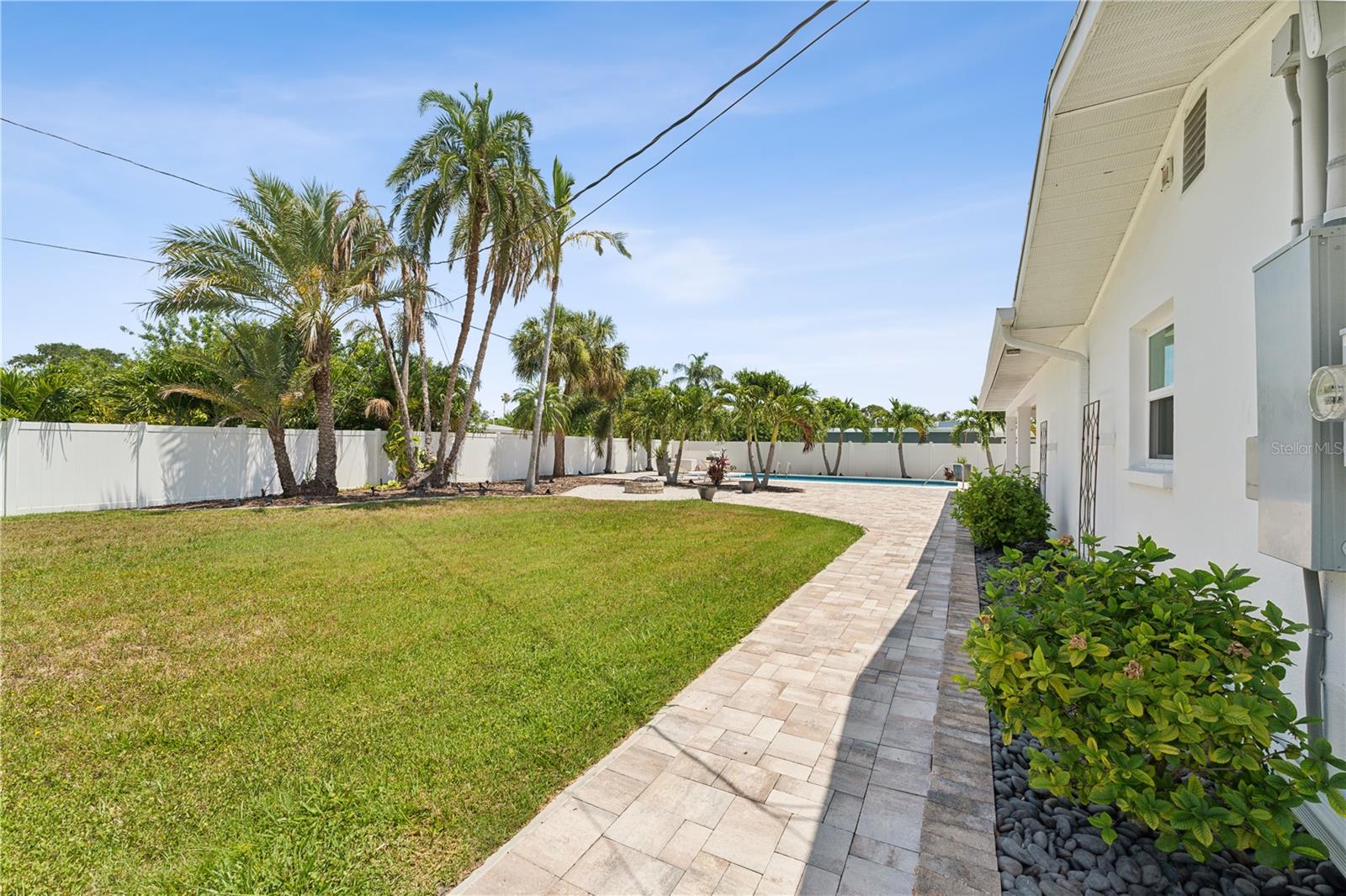 SHORE ACRES OVERLOOK SEC - Residential Lease