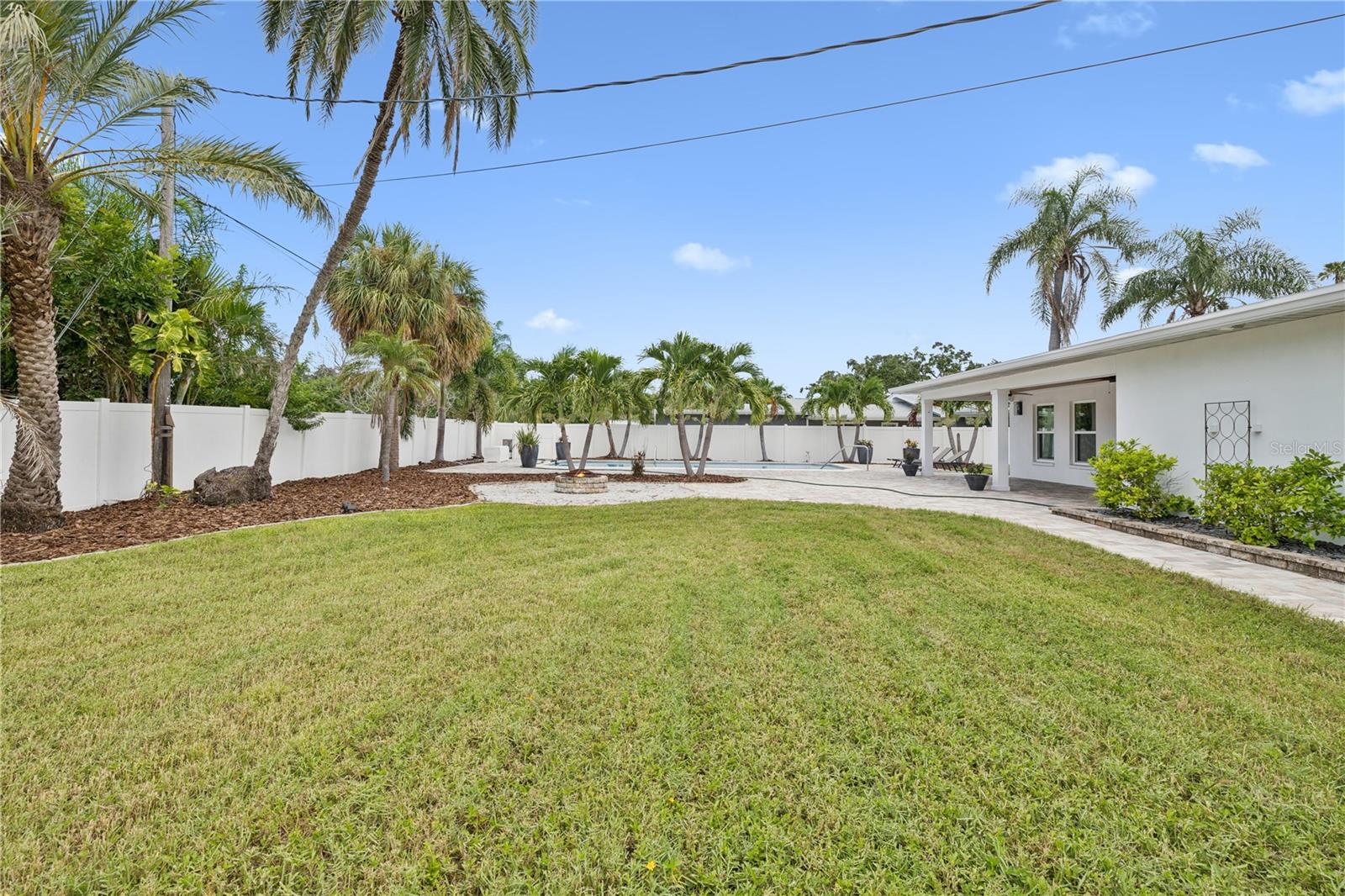 SHORE ACRES OVERLOOK SEC - Residential Lease