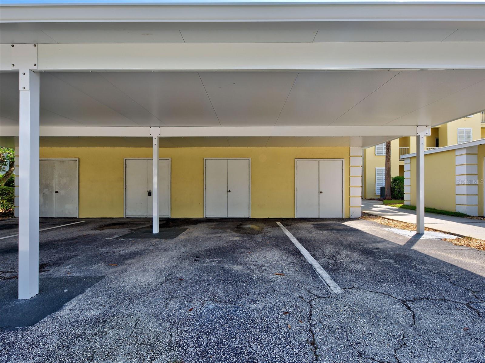 WESTCHESTER GARDEN & PLAN - Residential