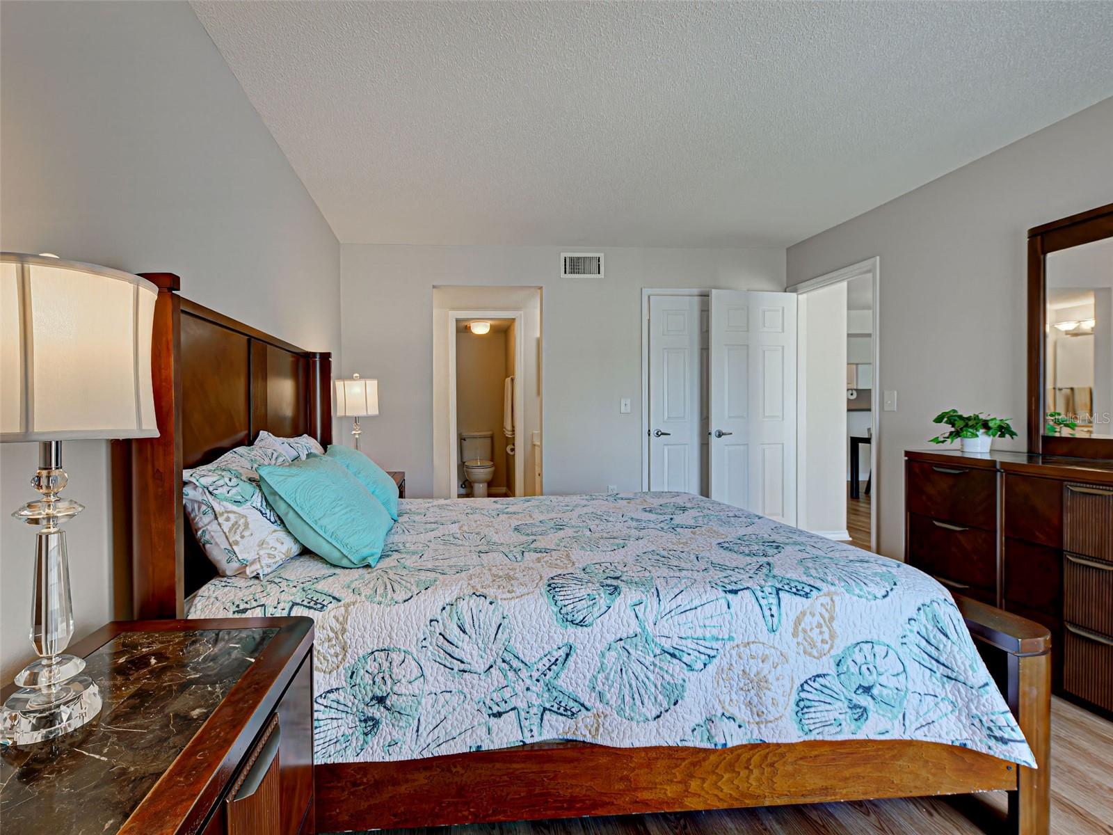 WESTCHESTER GARDEN & PLAN - Residential