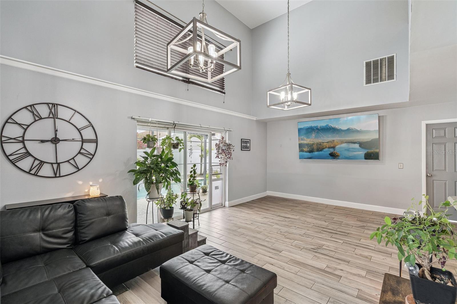 MEADOW WOODS VILLAGE 07 PH 01 - Residential