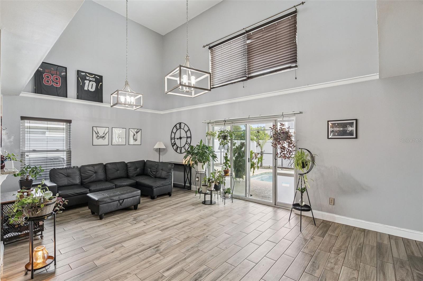 MEADOW WOODS VILLAGE 07 PH 01 - Residential